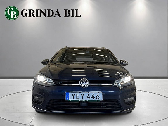Volkswagen Golf VII 5 of 27