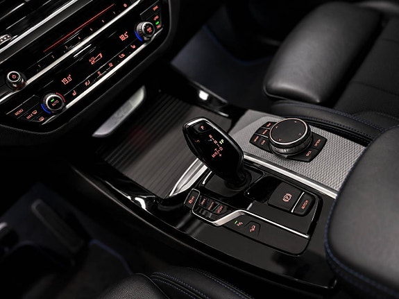 BMW X3 9 of 11
