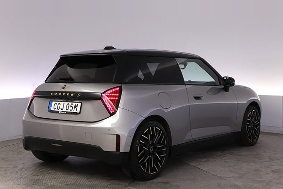 MINI Cooper SE 5 of 27