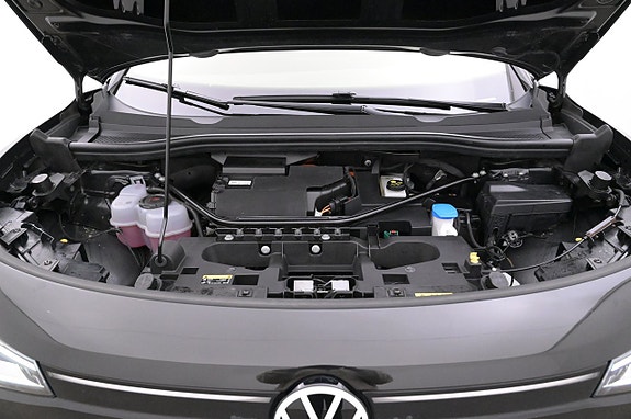 Volkswagen ID.4 GTX 25 of 26
