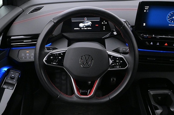 Volkswagen ID.4 GTX 7 of 26