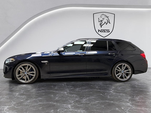 BMW M550d 2 of 5