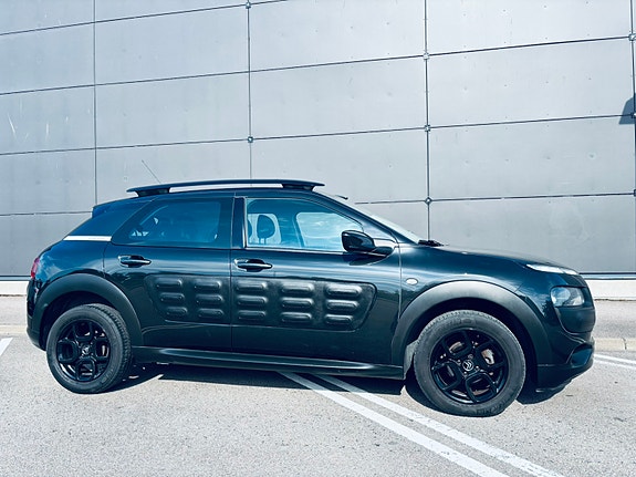 Citroen C4 Cactus 2 of 5