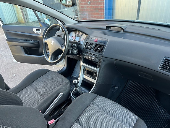 Peugeot 307 17 of 28