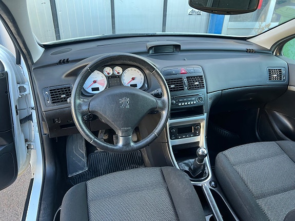 Peugeot 307 14 of 28