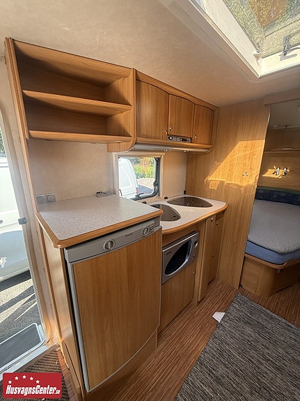 Adria CLASSICA 563 UK 4 of 7