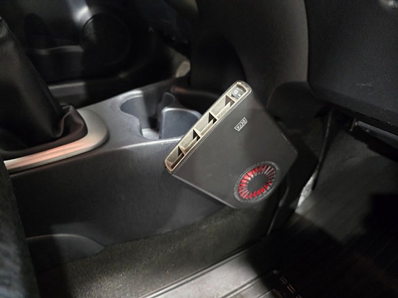Toyota Yaris 15 of 15