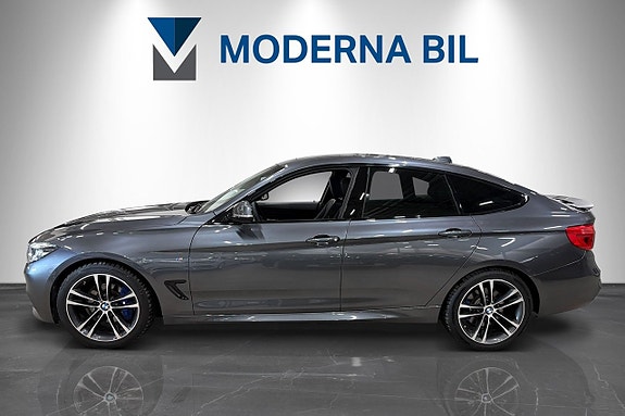 BMW 340i 2 of 5