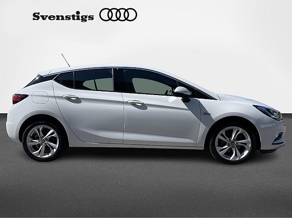Opel Astra 3 of 5