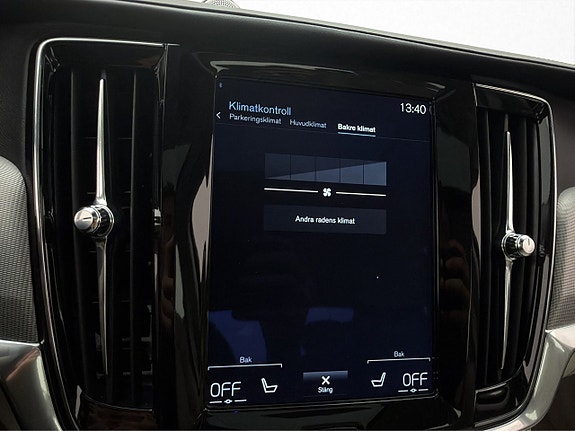 Volvo S90 25 of 30
