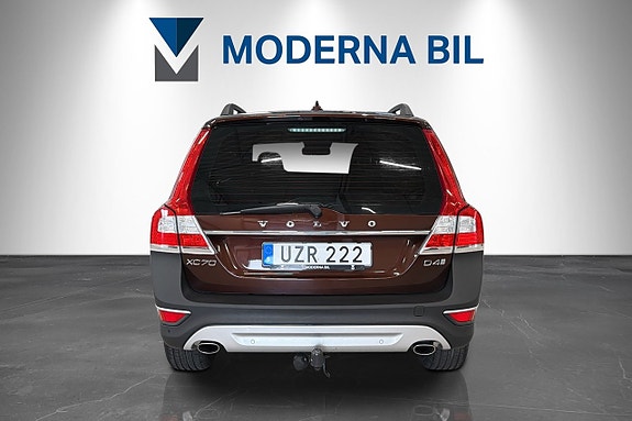 Volvo XC70 4 of 5