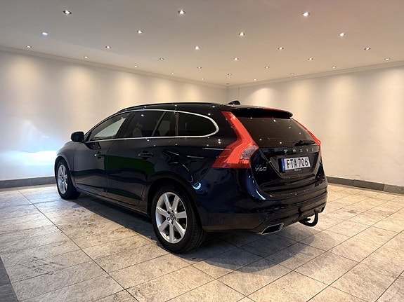 Volvo V60 3 of 18