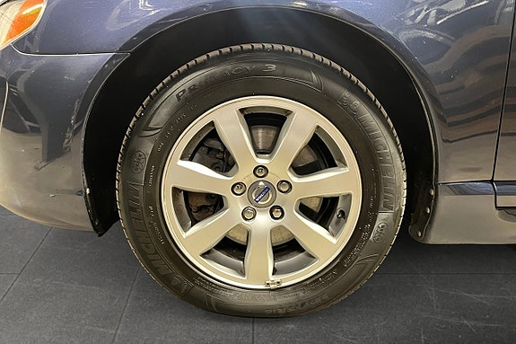 Volvo V70 16 of 17