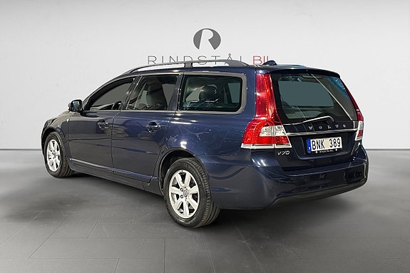 Volvo V70 5 of 17