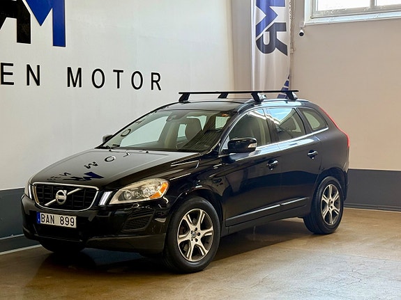 Volvo XC60 2 of 15