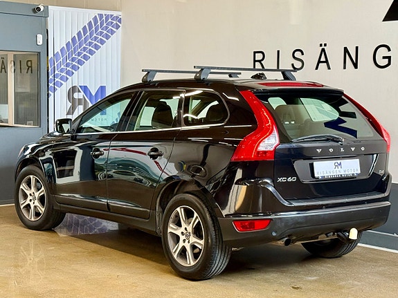 Volvo XC60 4 of 15