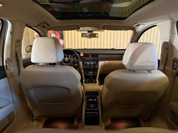 Skoda Superb 7 of 13