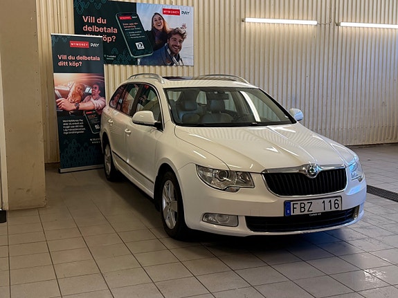 Skoda Superb 3 of 5