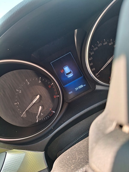 Toyota Avensis 14 of 17