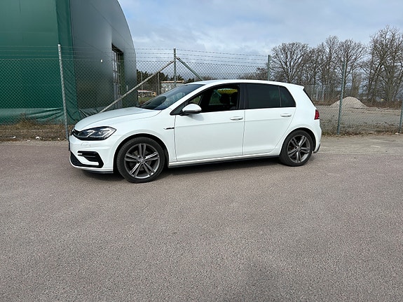 Volkswagen Golf VII 5 of 5