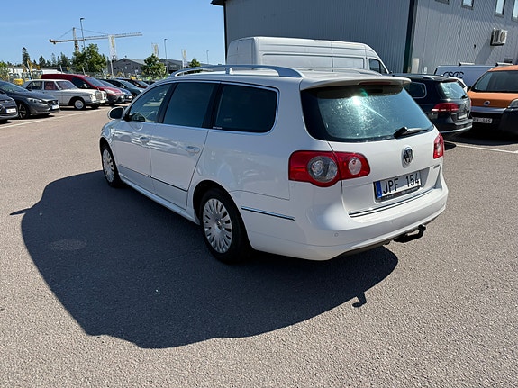 Volkswagen Passat 8 of 9