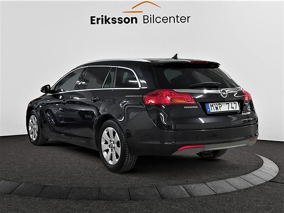 Opel Insignia 4 of 5
