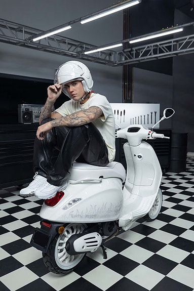 Vespa Vespa Sprint 50 CC klass 1 Sparkle White 2 of 2