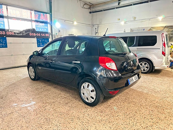 Renault Clio 5 of 12