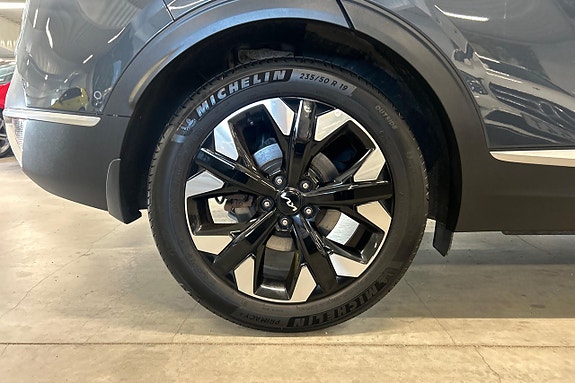 Kia Sportage 10 of 27