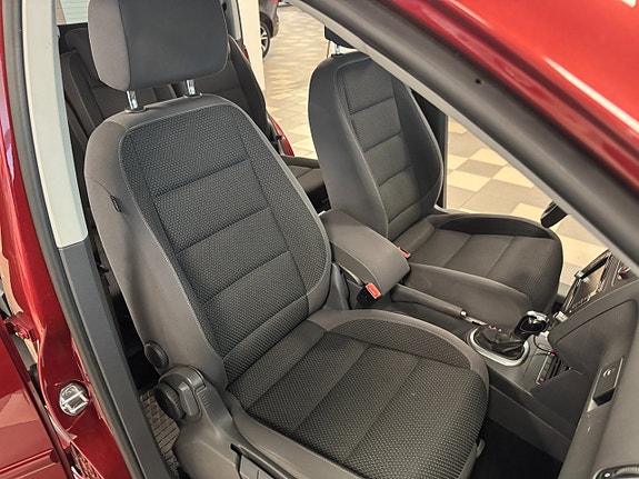 Volkswagen Touran 16 of 17
