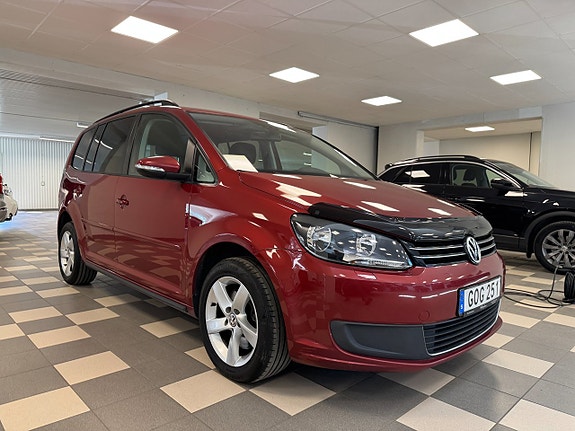 Volkswagen Touran 4 of 5