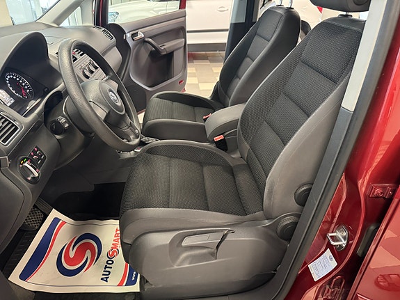 Volkswagen Touran 15 of 17