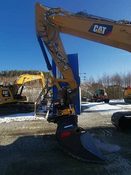CAT 320 Next Gen, UTHYRES 5 of 8