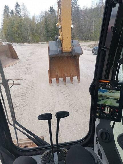 CAT 340 Next Gen, UTHYRES 4 of 6