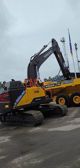 Volvo EC250EL, Uthyres/For Rental 2 of 3