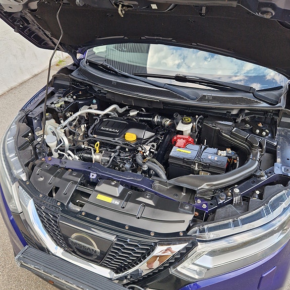 Nissan Qashqai 8 of 17