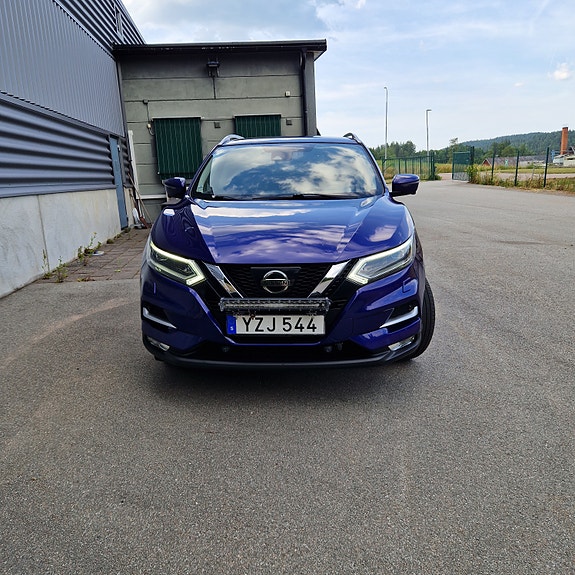 Nissan Qashqai 2 of 5