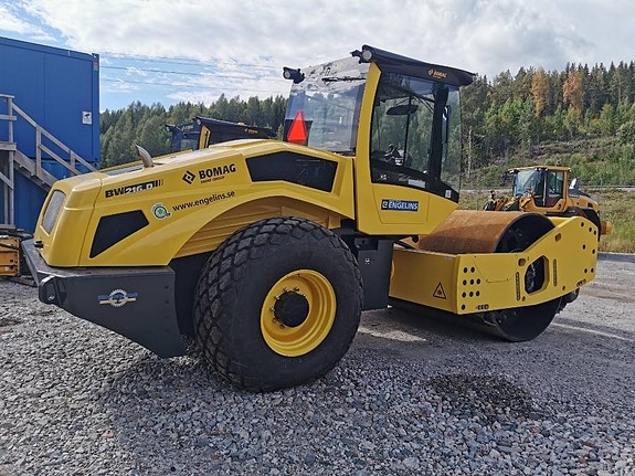 Bomag BW216D-5 UTHYRES 4 of 4