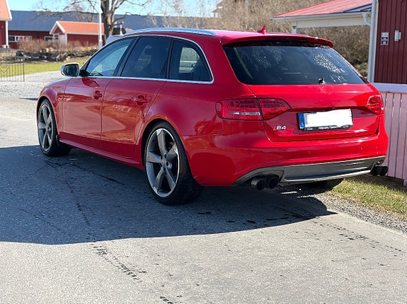 Audi S4 3 of 3