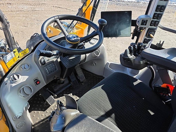 Volvo L110H Long Boom Säljes/For Sale 8 of 13