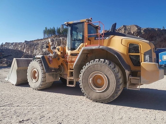 Volvo L220H, UTHYRES 3 of 5