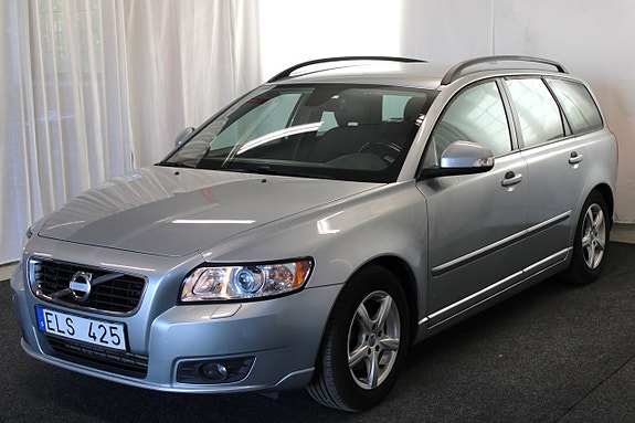 Volvo V50 5 of 5