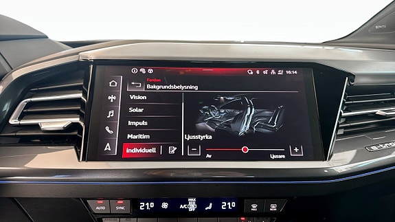 Audi Q4 e-tron 21 of 23