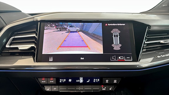 Audi Q4 e-tron 9 of 23