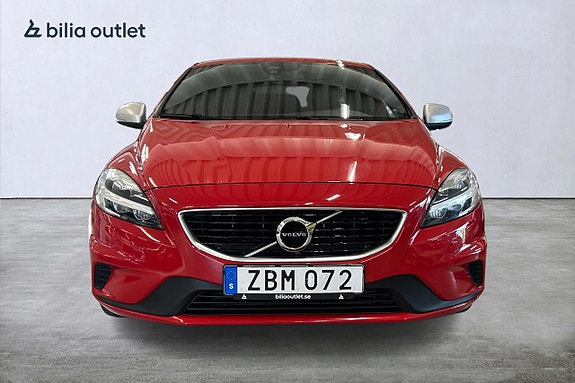 Volvo V40 3 of 5