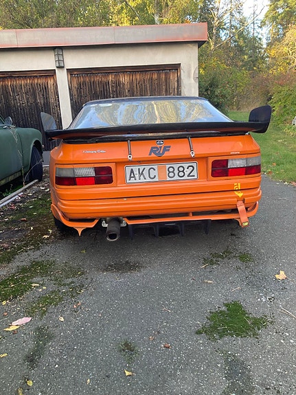 Porsche 944 2 of 5