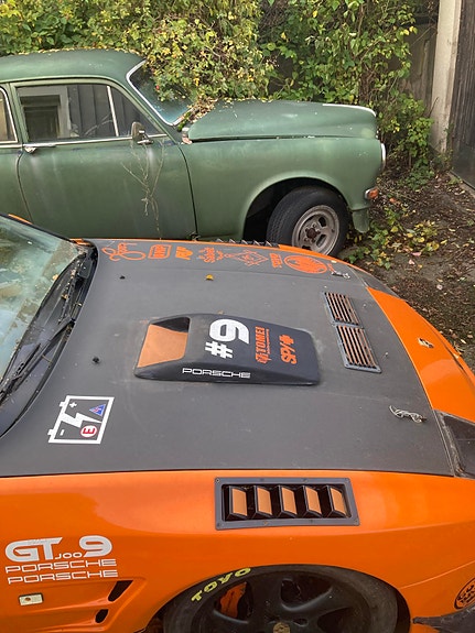 Porsche 944 3 of 5