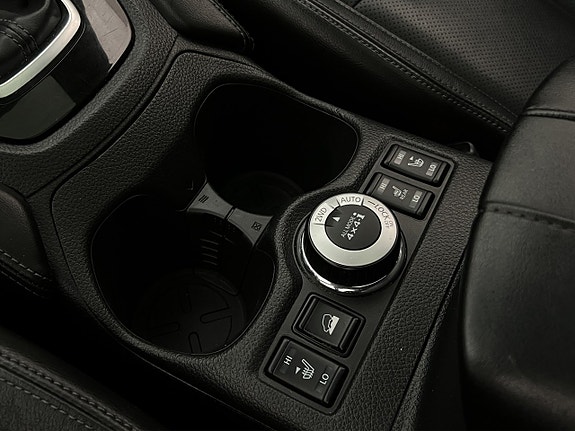 Nissan X-Trail 26 of 30