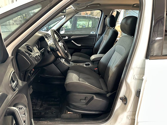 Ford S-MAX 11 of 18
