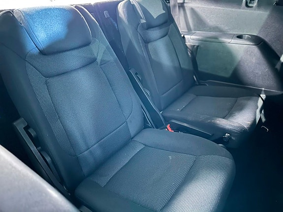 Ford S-MAX 9 of 18
